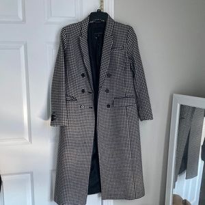 Banana Republic Houndstooth coat